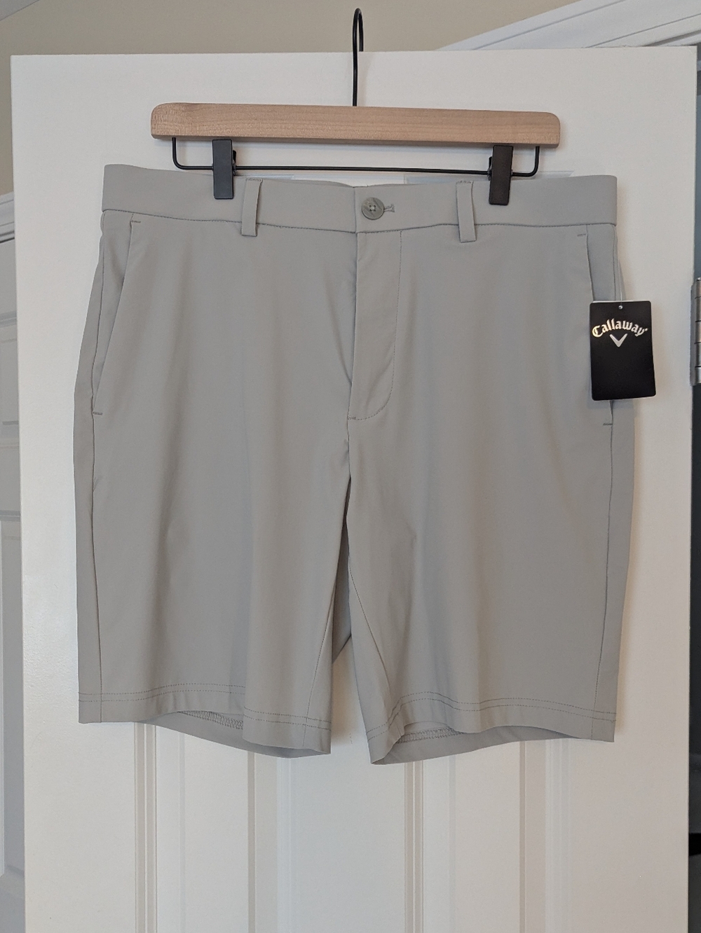 NEW Callaway Mens Golf Shorts Light Grey Stretch Opti Dri Size 34 9 Inch Inseam